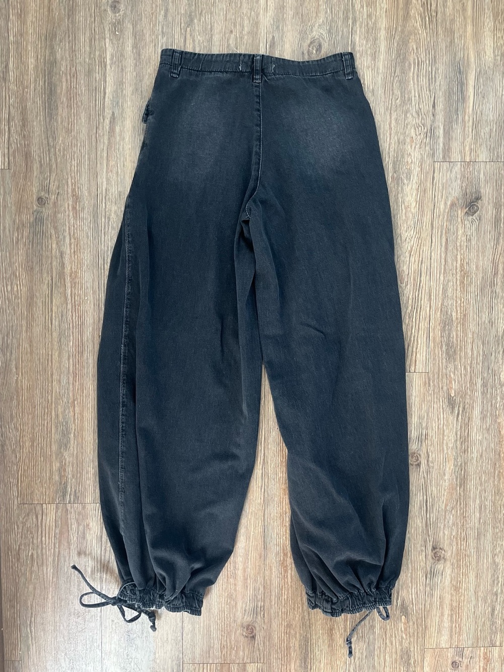 We The Free Lotus Balloon Jeans - Picture 7 of 7